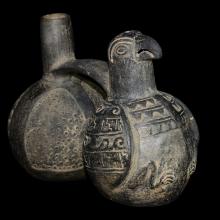 Vase à double corps à tête de perroquet
